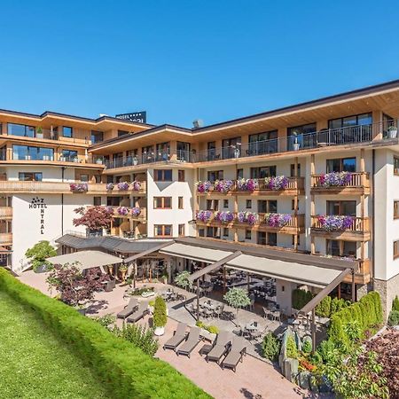 Hotel Zentral ****Superior Кирхберг ин Тирол Екстериор снимка